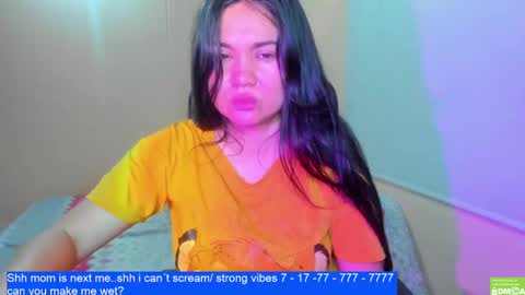 Snapshot of laurengirls1 chatting on February 4, 12:22 pm onlyfan laureng7 - 7 laureng2 online show from February 4, 12:22 pm