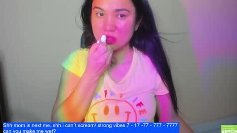 Snapshot of laurengirls1 chatting on February 7, 3:34 am onlyfan laureng7 - 7 laureng2 online show from February 7, 3:34 am