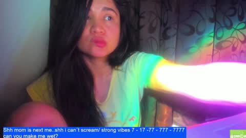 Snapshot of laurengirls1 chatting on February 26, 1:43 am onlyfan laureng7 - 7 laureng2 online show from February 26, 1:43 am