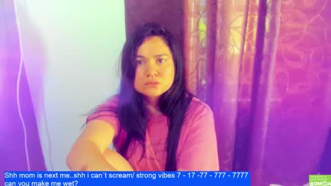Snapshot of laurengirls1 chatting on February 26, 6:00 pm onlyfan laureng7 - 7 laureng2 online show from February 26, 6:00 pm