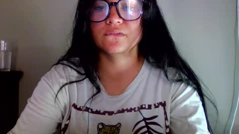 Snapshot of laurengirls1 chatting on September 10, 2:28 pm onlyfan laureng7 - 7 laureng2 online show from September 10, 2:28 pm