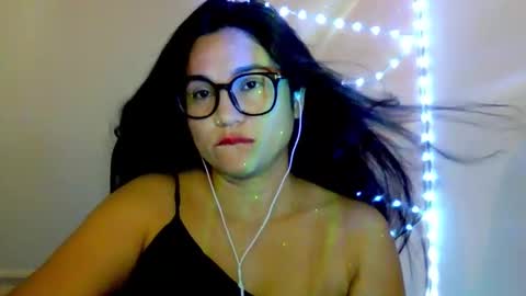 onlyfan laureng7 - 7 laureng2 online show from November 18, 3:01 am
