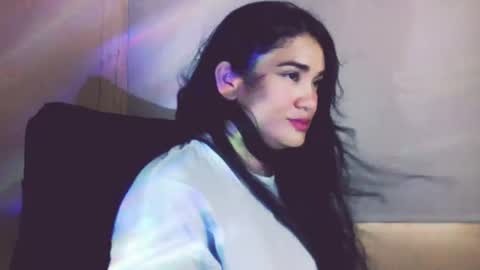 Snapshot of laurengirls1 chatting on July 4, 4:35 pm onlyfan laureng7 - 7 laureng2 online show from July 4, 4:35 pm