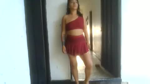 laurenhot94 online show from October 9, 11:52 am