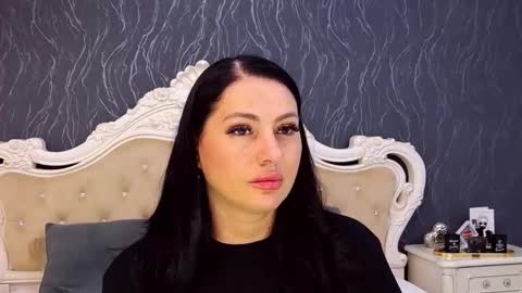 Laura online show from November 5, 7:52 am