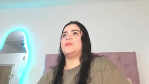 laurenlaine online show from April 14, 2:12 pm