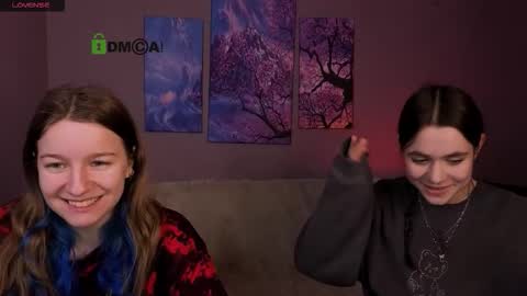 Laure online show from February 7, 10:30 am