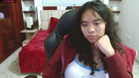 laurent online show from January 30, 9:47 am