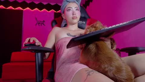 ANA LAURA online show from November 7, 9:48 pm