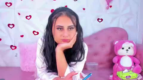 Snapshot of laurynjeffers chatting on March 6, 5:33 pm LaurynJeffers online show from March 6, 5:33 pm