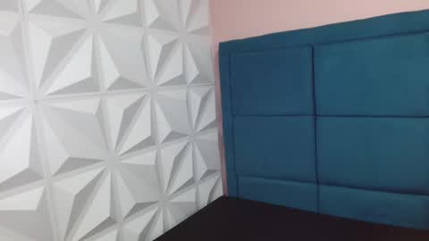 Snapshot of laurynjeffers chatting on March 10, 1:10 pm LaurynJeffers online show from March 10, 1:10 pm