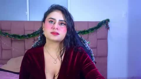 Snapshot of laurynjeffers chatting on November 22, 5:50 am LaurynJeffers online show from November 22, 5:50 am