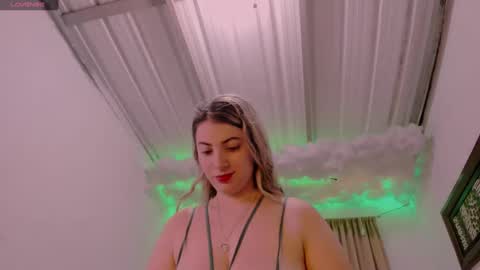 Lauu G online show from January 8, 3:40 am