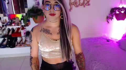 Cristina online show from October 10, 11:48 pm