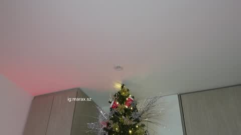 Mara online show from December 16, 3:08 am