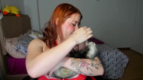 Snapshot of lay_lah chatting on January 10, 3:18 am laylaah online show from January 10, 3:18 am