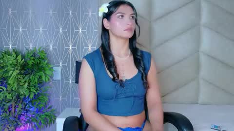 laya online show from February 1, 4:00 am