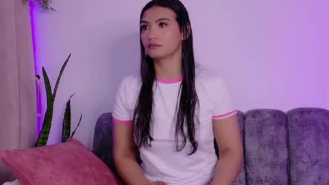 Snapshot of layadoll chatting on June 8, 3:29 am laya online show from June 8, 3:29 am