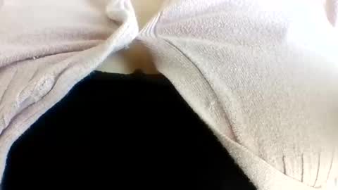 Snapshot of layannalea chatting on May 23, 9:08 pm layannalea online show from May 23, 9:08 pm