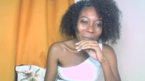 layannek online show from October 1, 5:19 pm