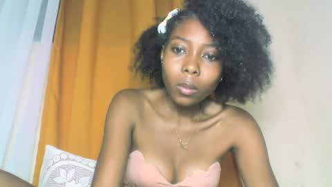 layannek online show from October 13, 3:34 pm