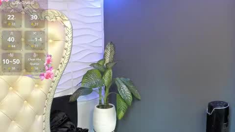 Layla online show from September 11, 10:43 pm