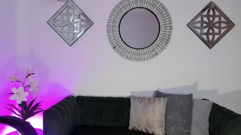 Layla Breezee online show from March 11, 12:55 pm