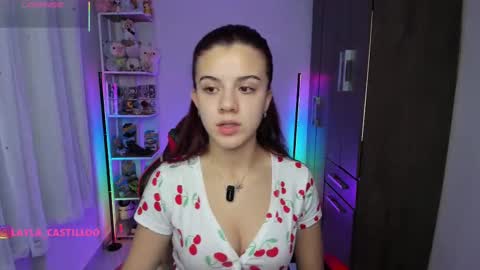 Layla online show from September 28, 10:31 am