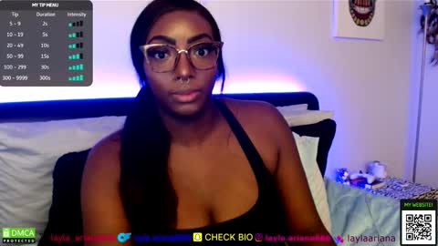 laylaariana online show from October 28, 2:04 am