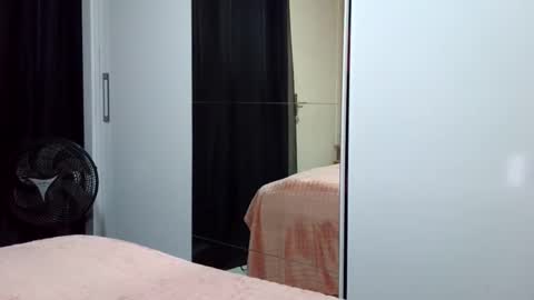 Snapshot of laylabrasil chatting on March 11, 12:54 am kelly online show from March 11, 12:54 am