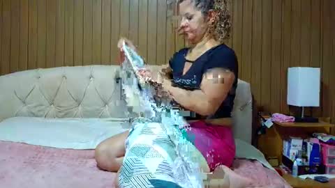 Snapshot of laylabrasil chatting on March 12, 12:31 am kelly online show from March 12, 12:31 am