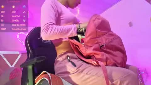 laylafoxy_tay online show from January 9, 3:20 am