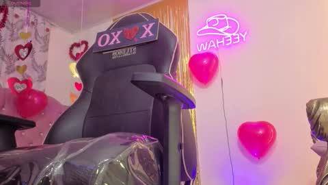 laylafoxy_tay online show from February 15, 3:47 am