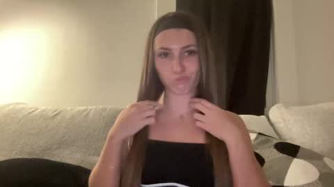 laylahlaylah1 online show from October 6, 11:02 pm