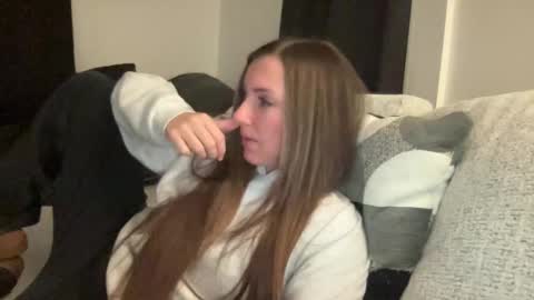 laylahlaylah1 online show from October 21, 10:49 am