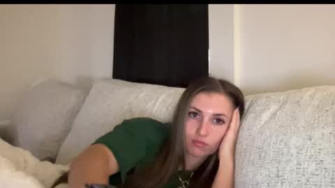 laylahlaylah1 online show from October 30, 2:18 pm