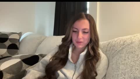 laylahlaylah1 online show from November 9, 4:16 pm