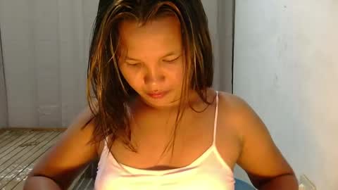 Nimfa online show from May 24, 12:43 pm