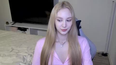 LaylaPretty001 online show from February 26, 5:28 am
