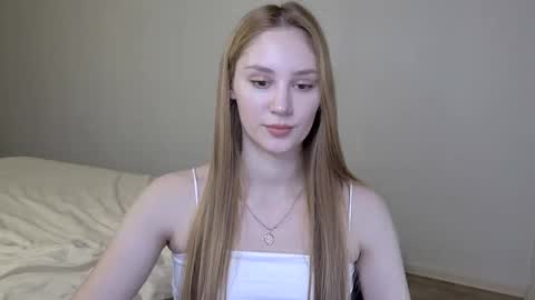 Snapshot of laylla001 chatting on January 16, 7:28 am Laylla001 online show from January 16, 7:28 am