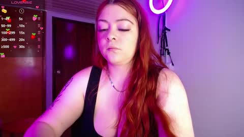 Snapshot of layna_cold chatting on February 12, 12:44 pm Vannessa online show from February 12, 12:44 pm