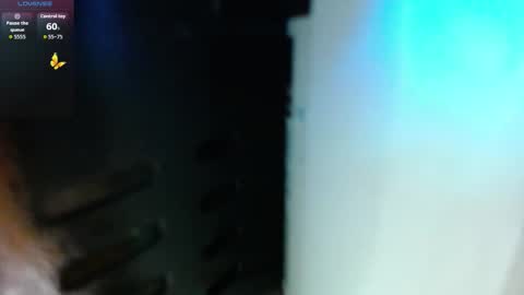 Snapshot of layna_cold chatting on November 18, 12:42 pm Vannessa online show from November 18, 12:42 pm