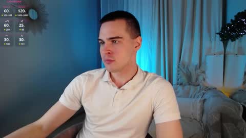 Snapshot of laynevibe chatting on January 10, 11:11 am ntmu online show from January 10, 11:11 am