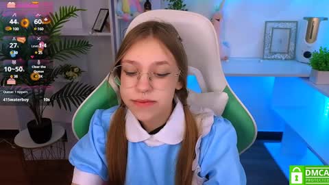 layriantavee online show from January 18, 7:17 am