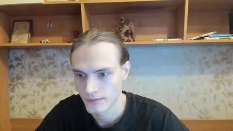 Snapshot of lazaret1k chatting on January 17, 6:51 am Vladi online show from January 17, 6:51 am