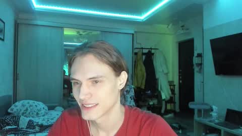 Snapshot of lazaret1k chatting on February 4, 6:03 pm Vladi online show from February 4, 6:03 pm