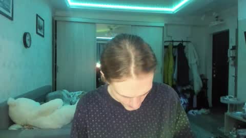 Snapshot of lazaret1k chatting on February 18, 6:48 pm Vladi online show from February 18, 6:48 pm