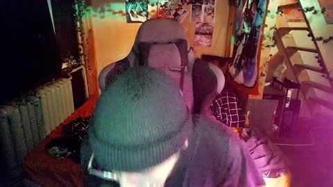 Snapshot of lblcblxep chatting on October 19, 12:55 am Tora online show from October 19, 12:55 am