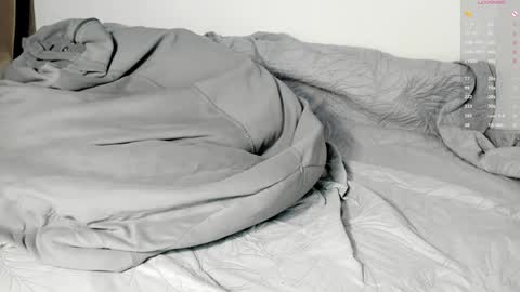 Snapshot of le__ah chatting on January 16, 5:55 am Lea online show from January 16, 5:55 am