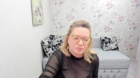 Lea online show from January 18, 8:31 am